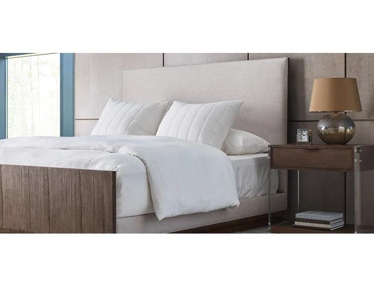 Brownstone Furniture Dalton Upholstered Bed