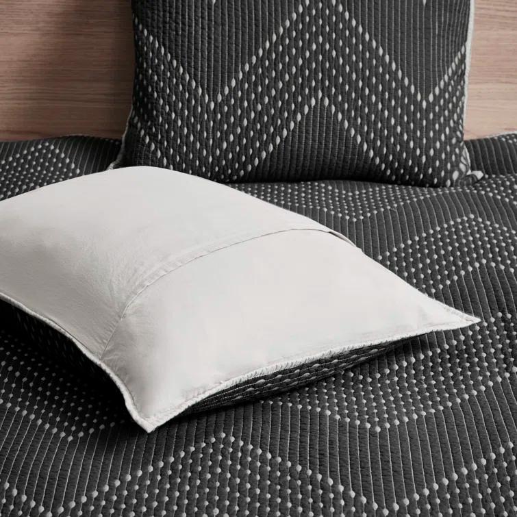 INK+IVY Pomona 3 Piece Embroidered Cotton Quilt Set