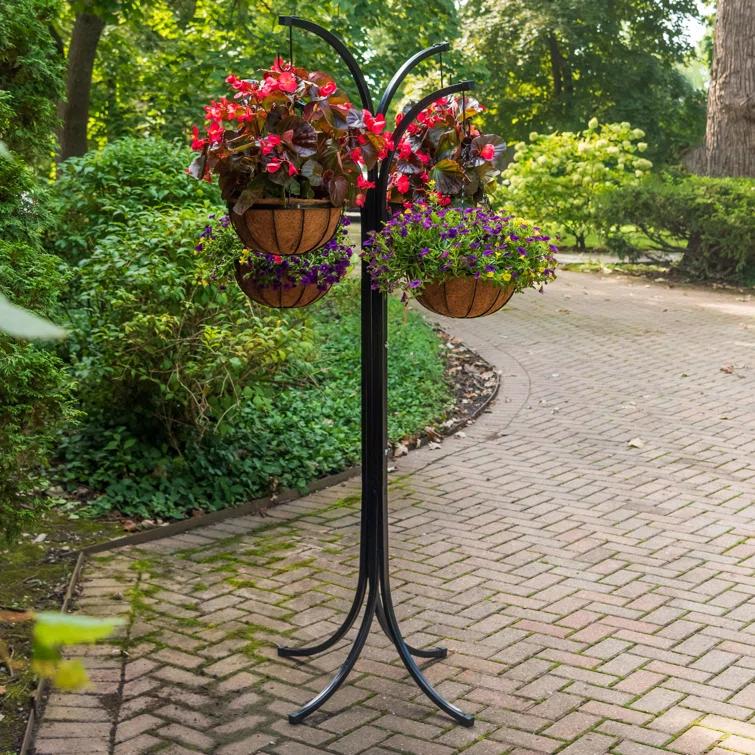 Red Barrel Studio® Bowersock Metal Weather Resistant Plant Stand