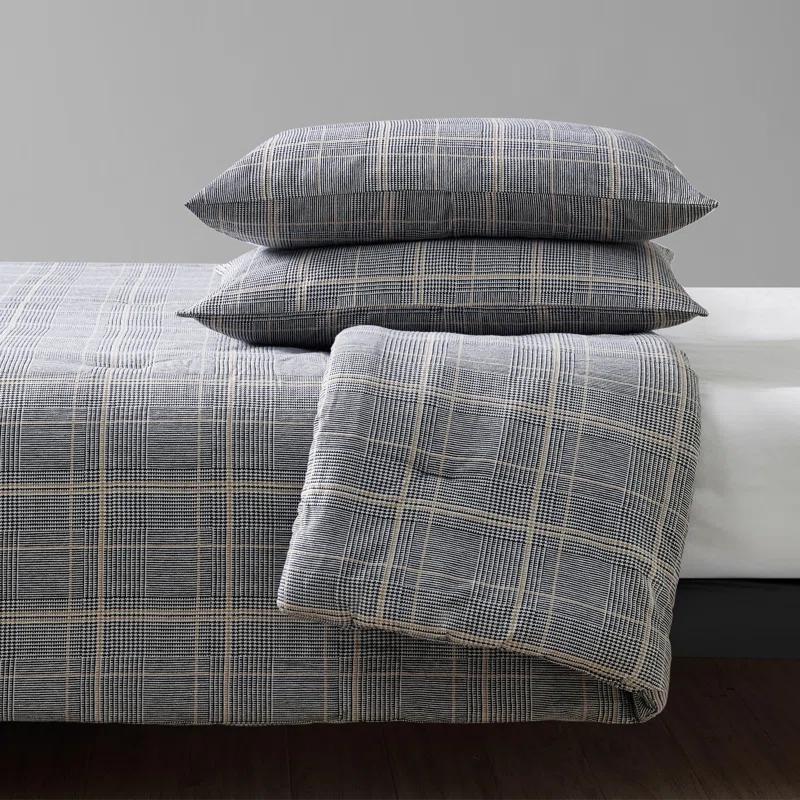 Kenneth Cole Kenneth Cole Sussex Flannel Black Comforter Set
