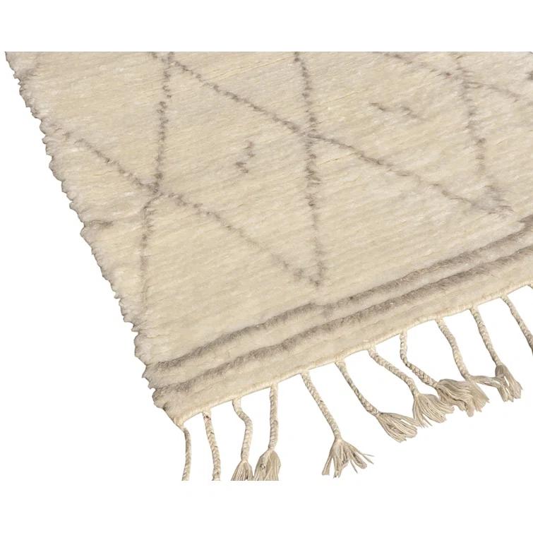 Casablanca Hand-Knotted Ivory/Brown Area Rug