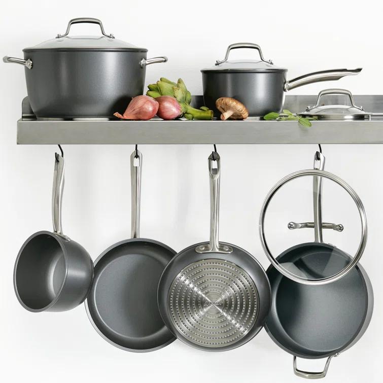 Anolon Anolon Accolade Forged Hard Anodized Nonstick Induction Sauce Pan with Lid, 2.5 Quart