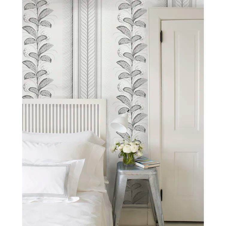 Hydrangea Drape Wallpaper