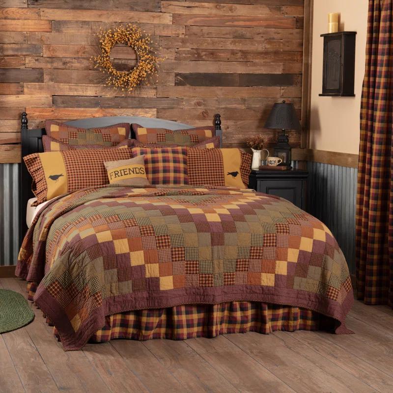 VHC Brands Heritage Farms Farmhouse / Country Cotton Patchwork Quilt