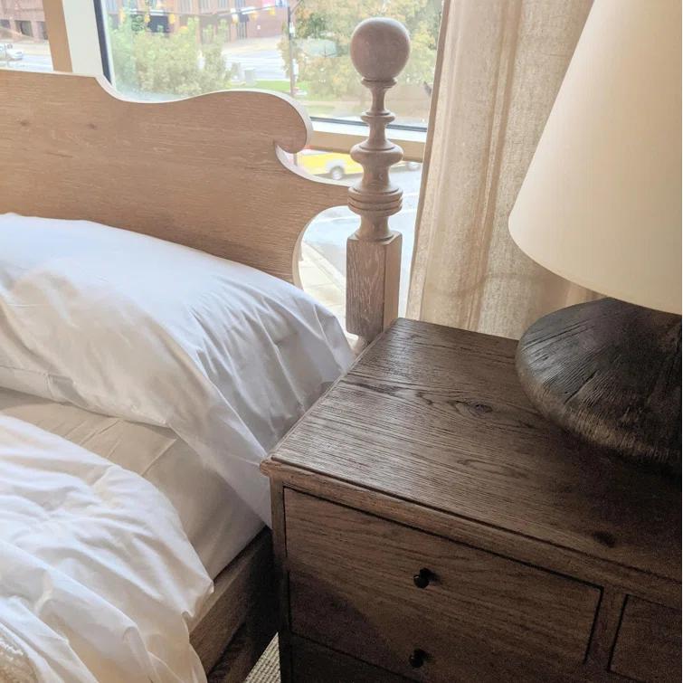 Woodbridge Furniture Saltwater Standard Bed