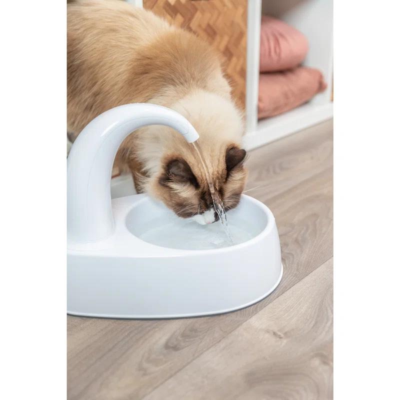 TRIXIE TRIXIE Curved Stream 84.5oz Drinking Fountain for Cats and Dogs, Large Water Fountain for Pets