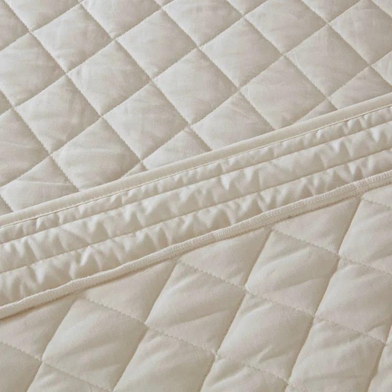 Madison Park Breanna Cotton Modern & Contemporary 4 Piece Quilt Set