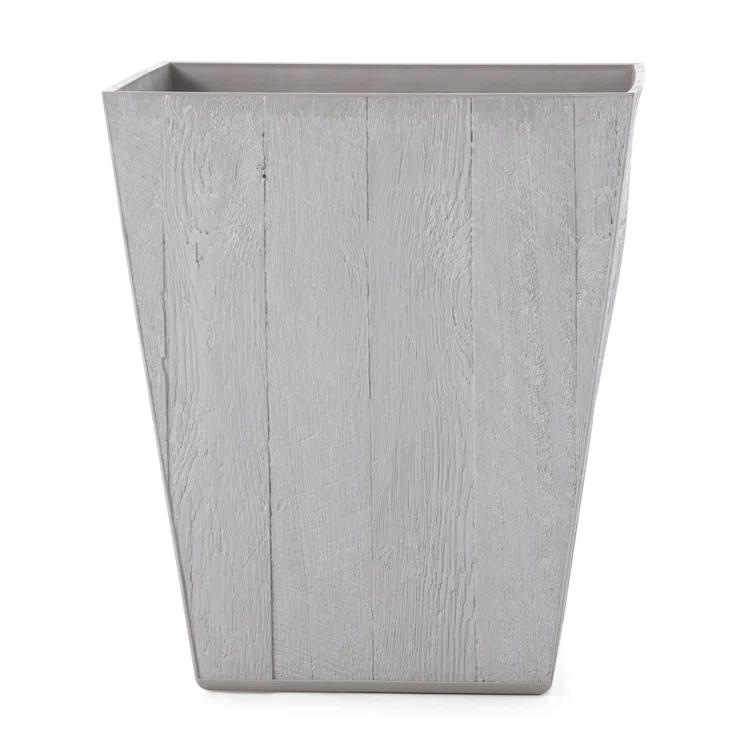 Suncast Suncast Farmington Decorative Rustic Wood Finish Garden Planter