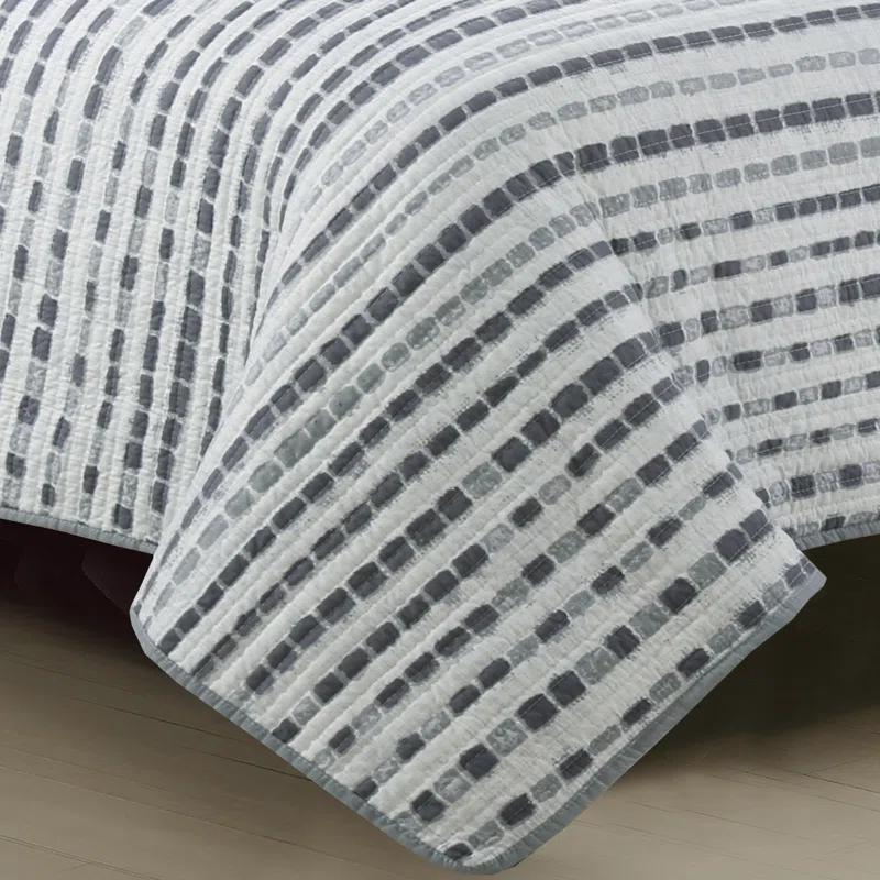 Estate Collection Nara Modern & Contemporary Striped Quilt Set