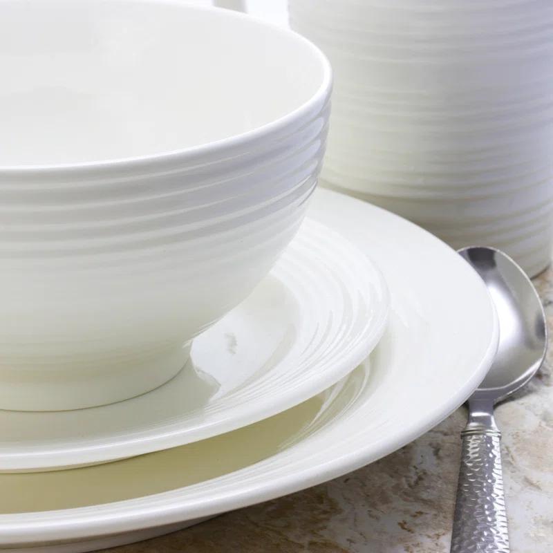 Gibson Amelia Court 16 Piece Dinnerware Set, Service for 4