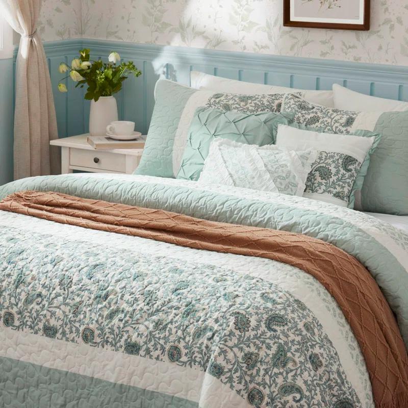 Madison Park Dawn 6 Piece Cotton Percale Quilt Set with Throw Pillows