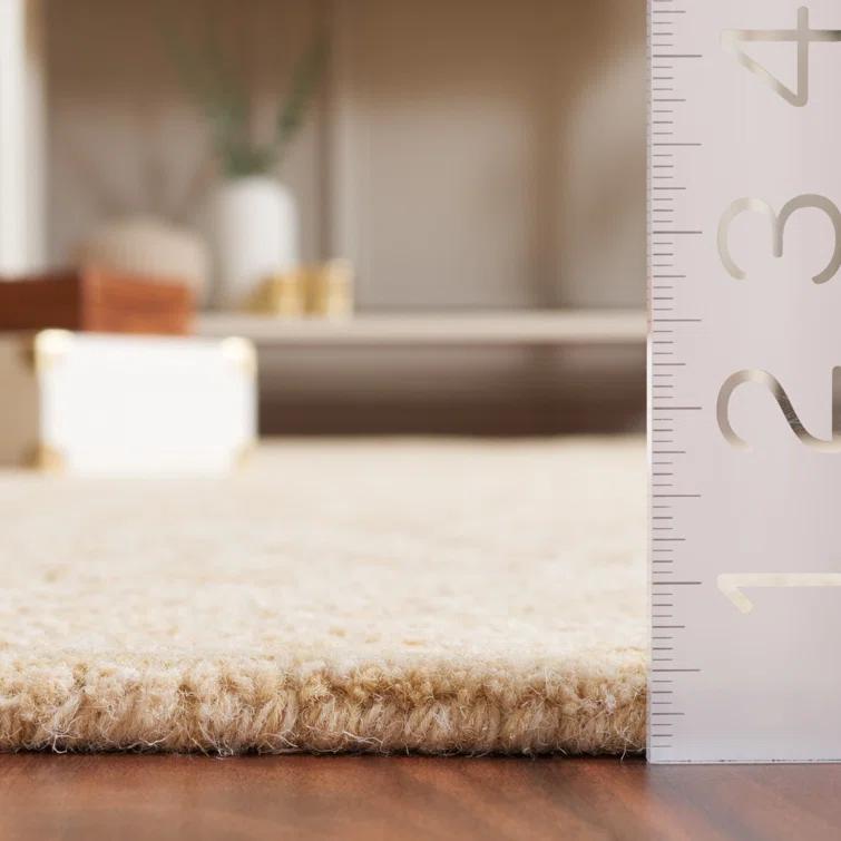 Safavieh Dip Dye Hand Tufted Wool/Cotton Oriental Rug in Ivory/Gold