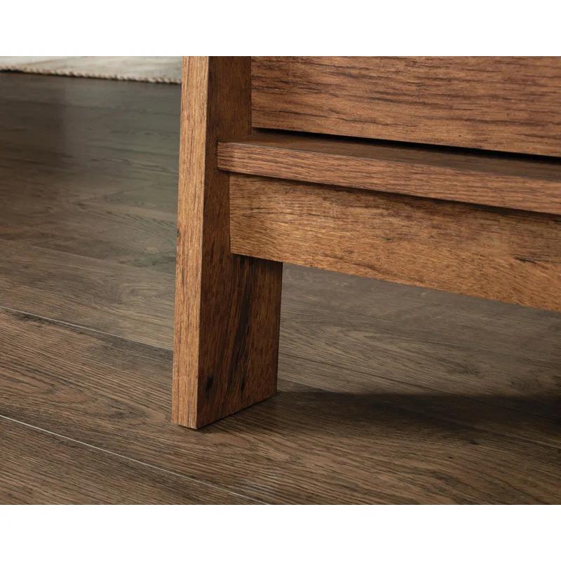 Crafters and Weavers Trestle Accent