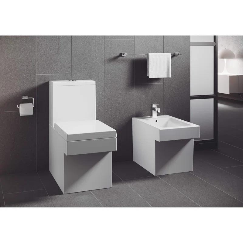 GROHE 40509001 Essentials Cube 23.622" Wall Mounted Cube Towel Bar