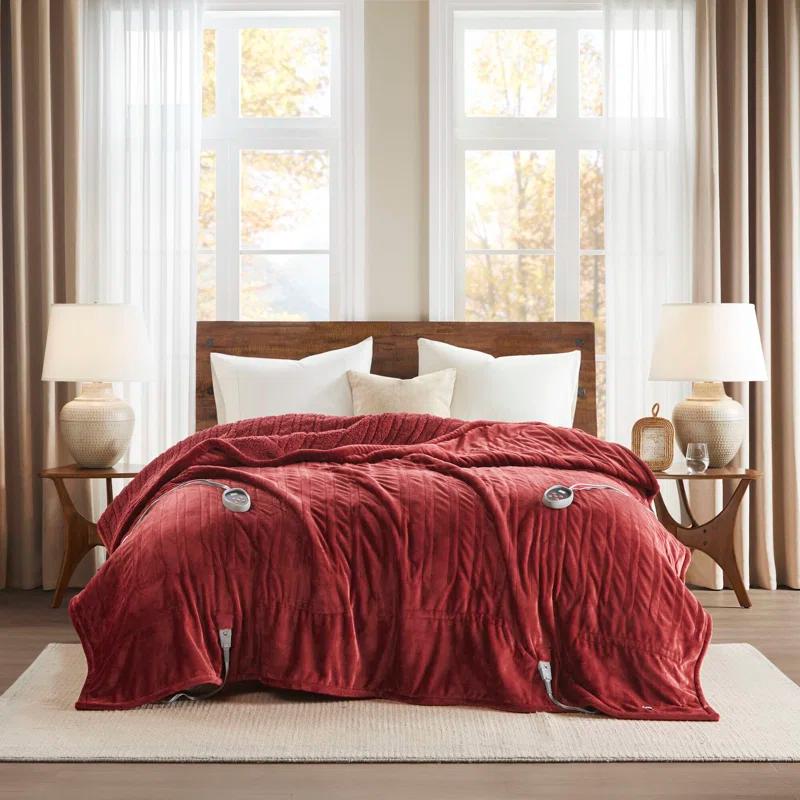 Woolrich Woolrich Heated Plush to Berber Blanket,Garnet,Twin