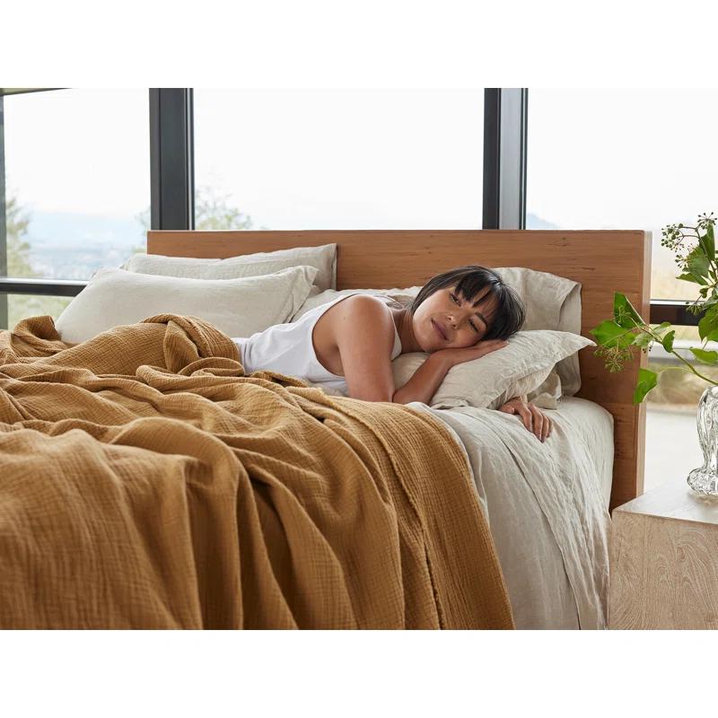Coyuchi Topanga Matelasse Plain Weave / Muslin Throw Blanket