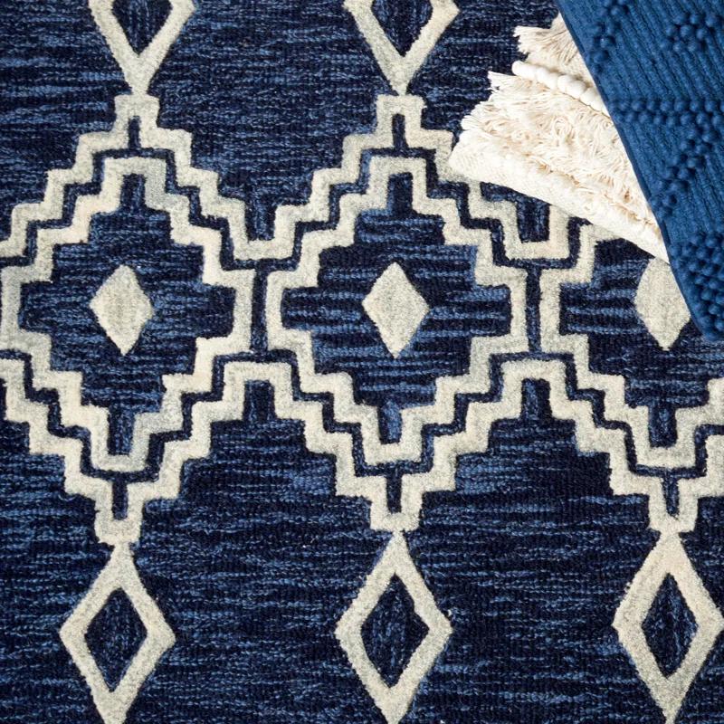 Union Rustic Abbigaile Hand Tufted Wool Southwestern Rug