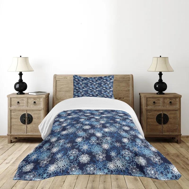 Ambesonne Ambesonne Winter Bedspread Set Ornate Snowflakes Xmas Pale Blue Dark Blue