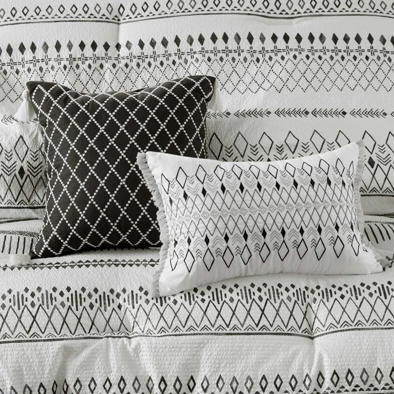 Madison Park Fraser 5 Piece Printed Seersucker Comforter Set with Throw Pillows