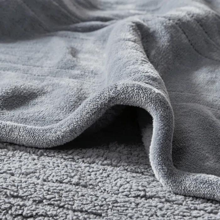 Beautyrest Beautyrest Heated Oversized Microlight to Berber Blanket