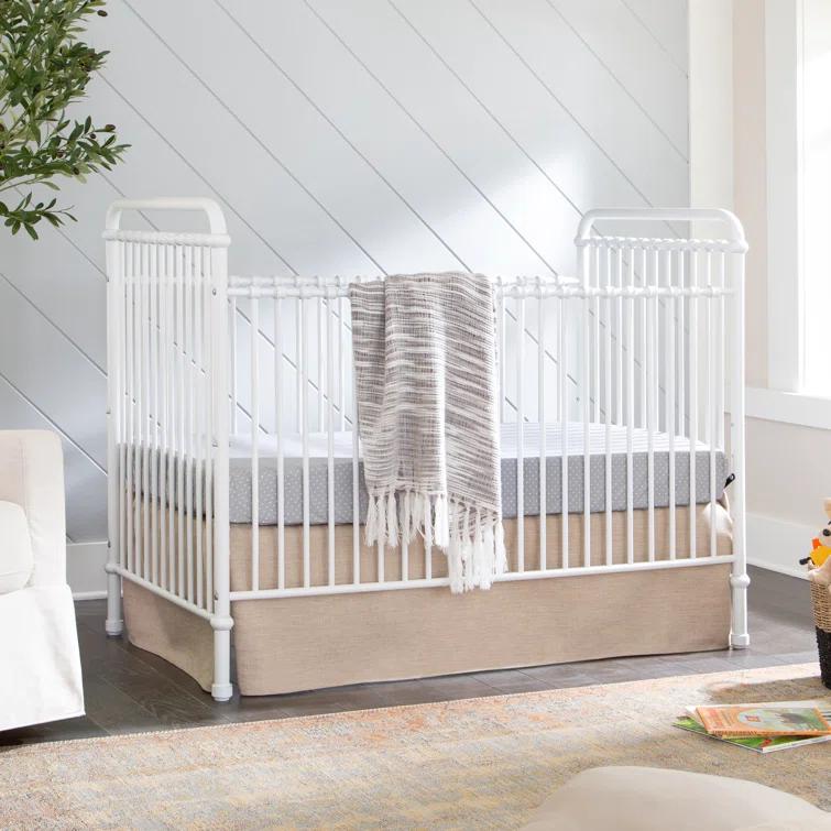Abigail Greenguard Gold Certified 3 -in-1 Convertible Crib