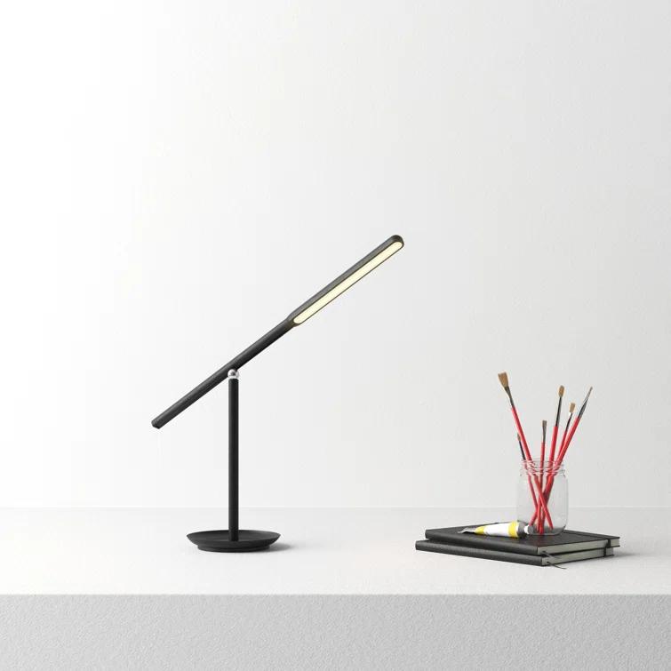 Dris Adjustable Desk Lamp