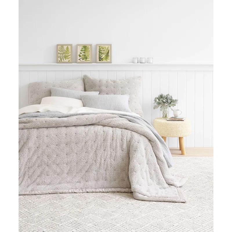 Marshmallow Fleece Grey Puff