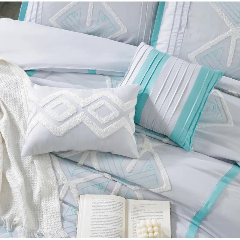Nanshing America, Inc Vernice 7 Piece Geometric Comforter Set