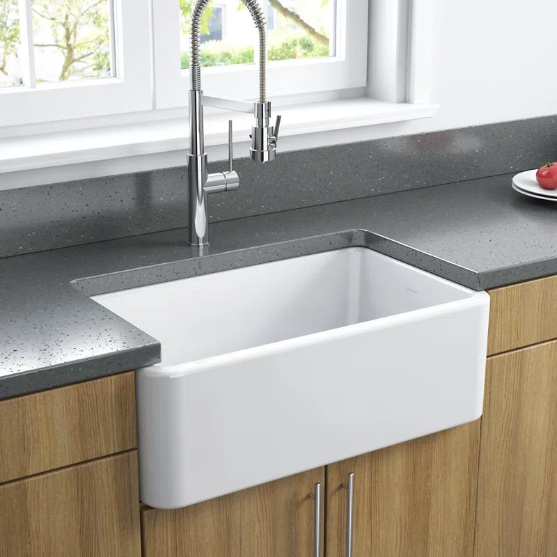 LaToscana LAT/R3018W 30'' L Farmhouse / Apron Single Bowl Fireclay Kitchen Sink