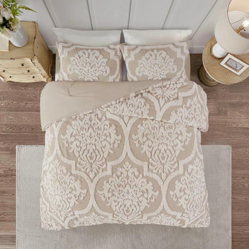 Gracie Mills Fitzpatrick 3 piece Tufted Cotton Chenille Damask Comforter Set