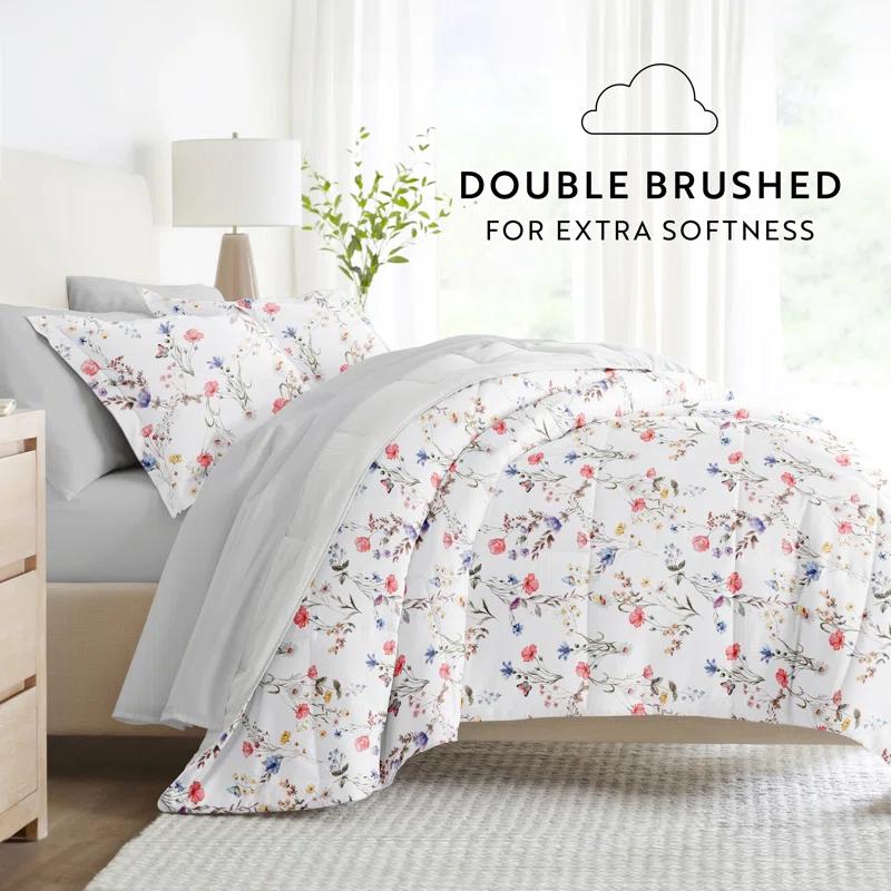 IEnjoy Home 7-Piece Bedding Bundle - Pattern Comforter and Sheet Set