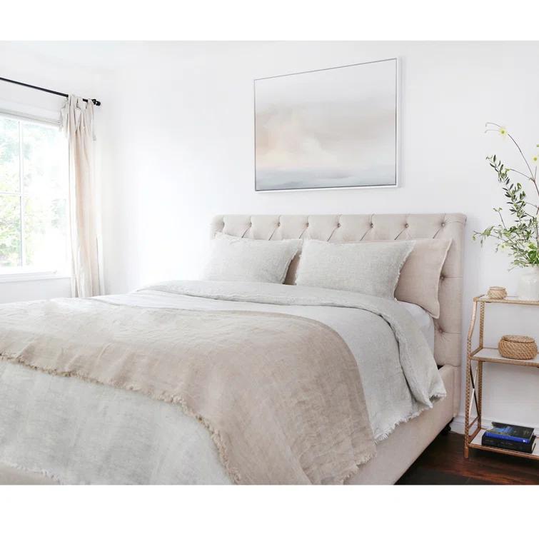 Laurel Oversized Linen Throw