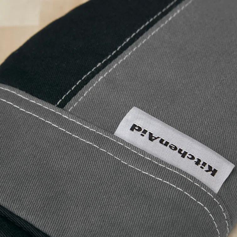 KitchenAid® KitchenAid Beacon Mini 2-Piece Oven Mitt (Set of 2)