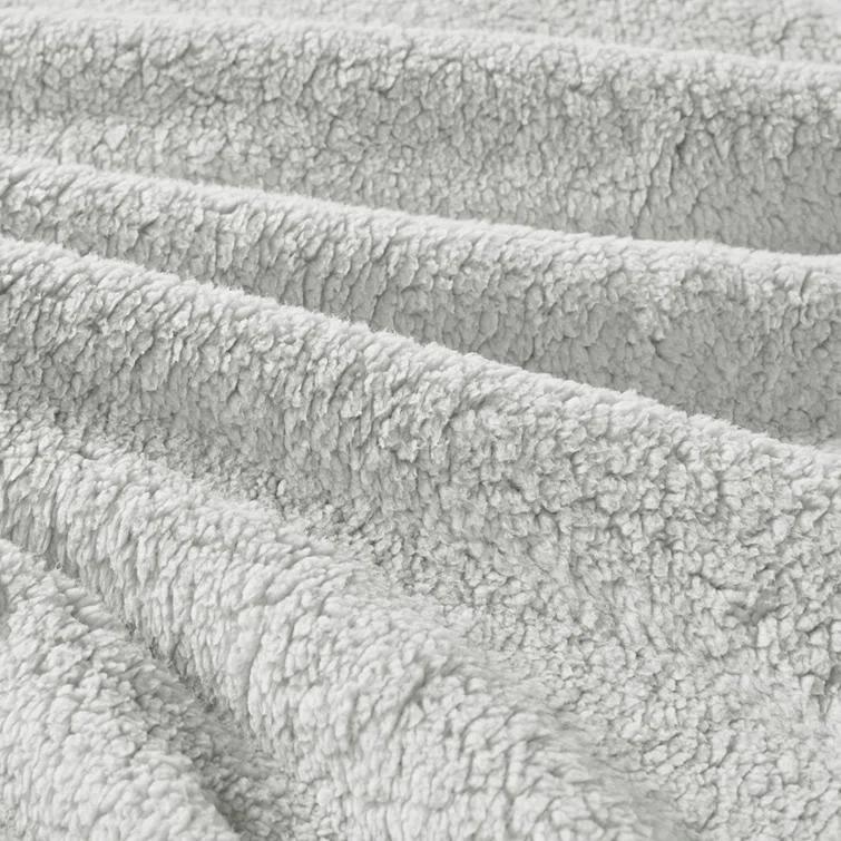 Twin/Twin XL Arabella Crushed Velvet to Faux Shearling Soft Reversible Teen Comforter Set Silver - Intelligent Design: Hypoallergenic Velvet Bedding