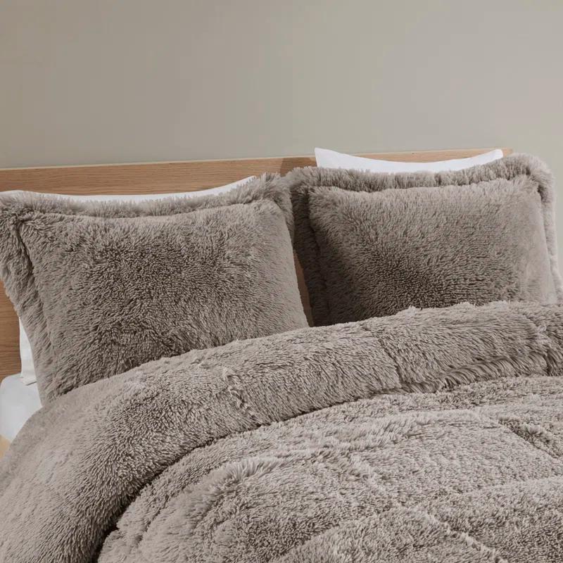 Intelligent Design Malea Shaggy Faux Fur Comforter Mini Set