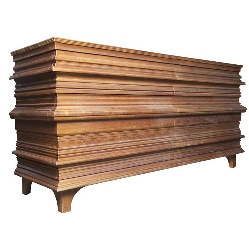 Lizbet Dresser