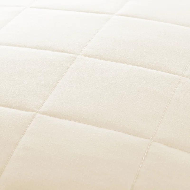 Becky Cameron Becky Cameron Square Quilt Set