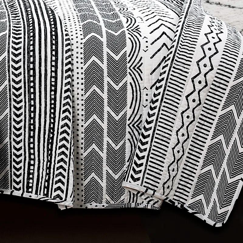 Lush Decor Hygge Geo Reversible Contemporary 3-Piece Quilt Set
