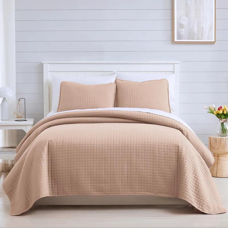 SouthShore Fine Linens Vilano Springs ® Oversized, light-weight Hotel Quality Quilt Set with matching shams