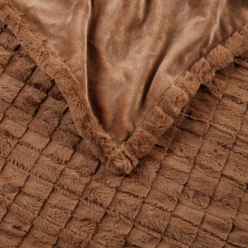 Beautyrest Beautyrest Zuri Oversized Heated Faux Fur Throw
