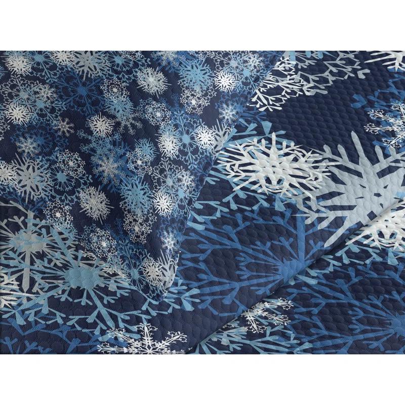 Ambesonne Ambesonne Winter Bedspread Set Ornate Snowflakes Xmas Pale Blue Dark Blue