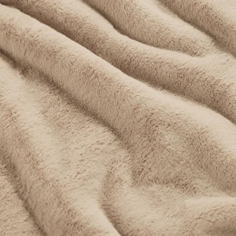 Allisandro Double-Sided Soft and Luxurious Faux Fur Throw Blanket