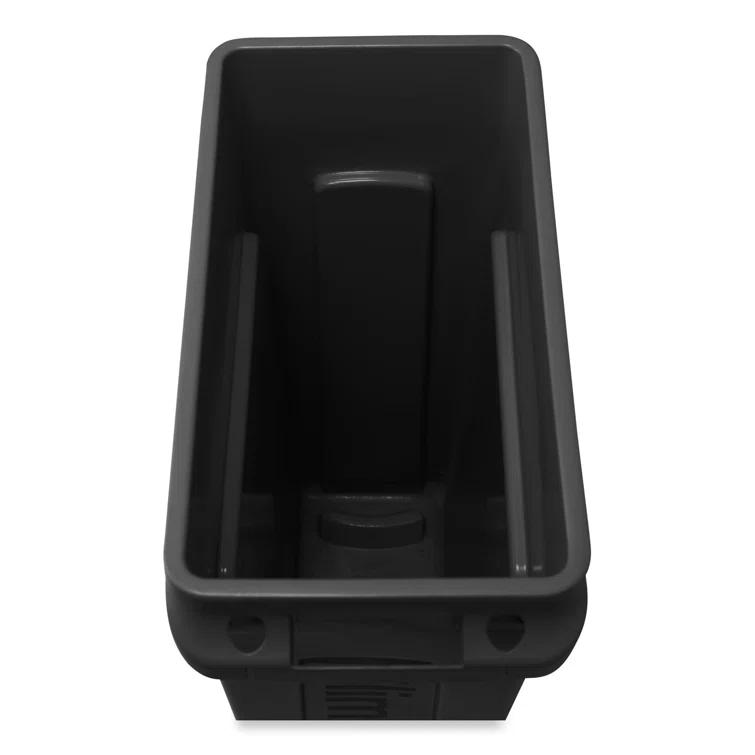 Rubbermaid Commercial Products Rubbermaid® Commercial Slim Jim® With Venting Chan Plastic Open Kitchen Trash Can - 23 Gallons