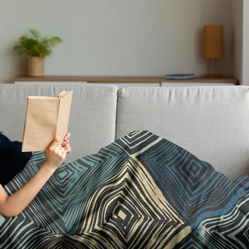 Ambesonne Ambesonne Fleece Throw Blanket Traditional Curves