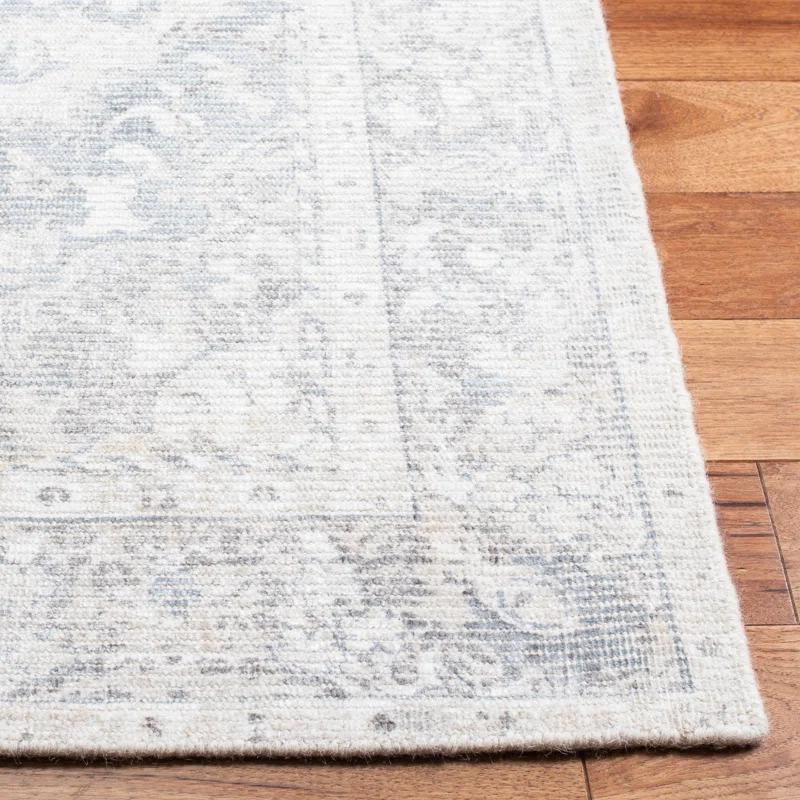 Safavieh Hand Loomed 50% Wool, 50% Viscose Oriental Rug