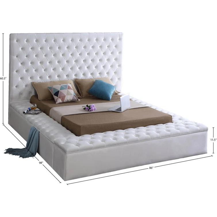 Everly Quinn Johnnay Upholstered Platform Storage Bed