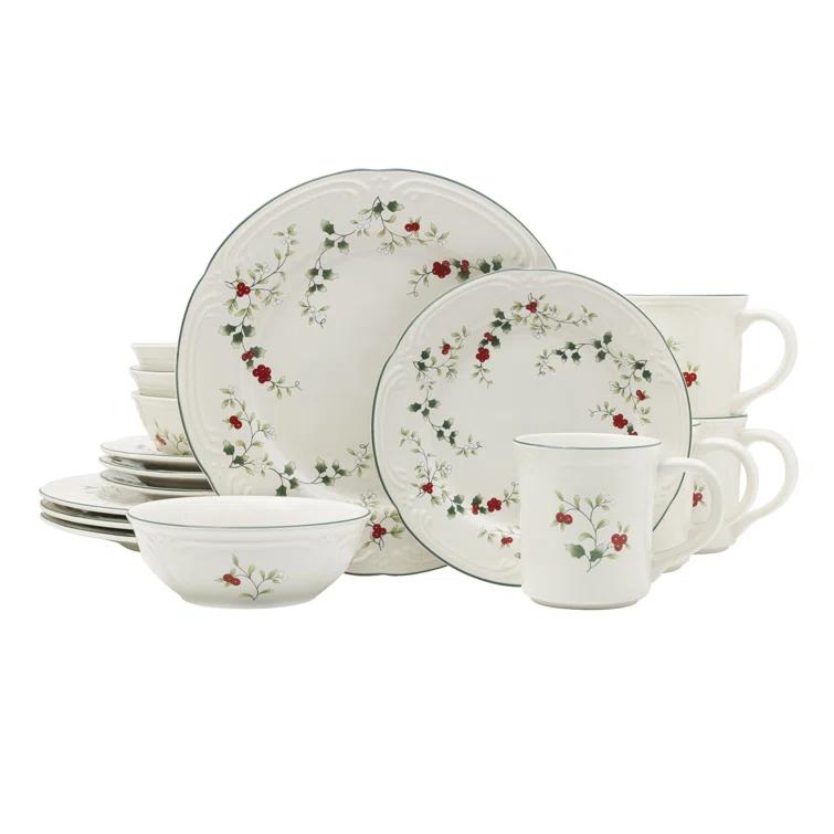 Pfaltzgraff Pfaltzgraff Winterberry 16-Piece Dinnerware Set, Service for 4