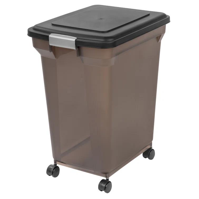 IRIS USA, Inc. Food Storage Container