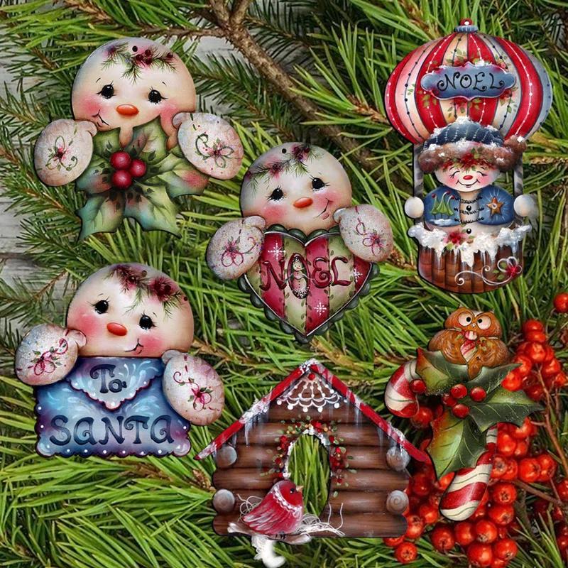 Designocracy 6 Piece Giggles and Gifts Decorative Wooden Clip-on Ornaments by J. Mills-Price