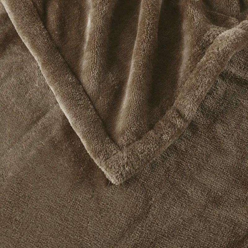 Beautyrest Heated Plush Oversized Throw